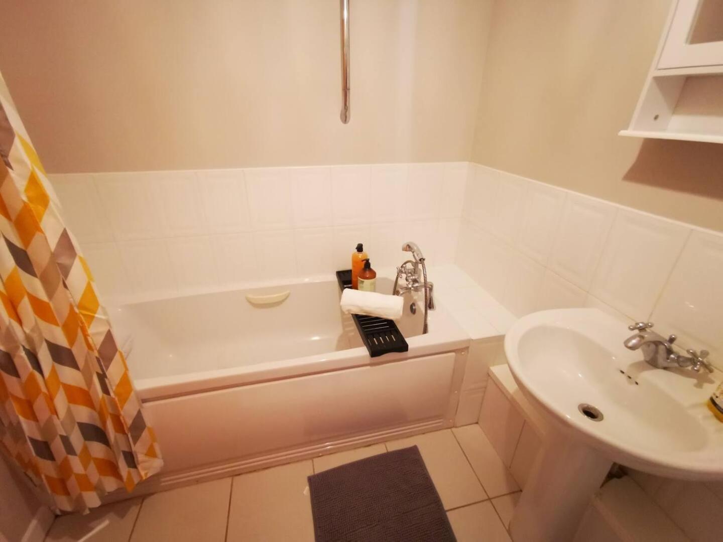 2Br Spacious City Centre Apartment Belfast Kültér fotó